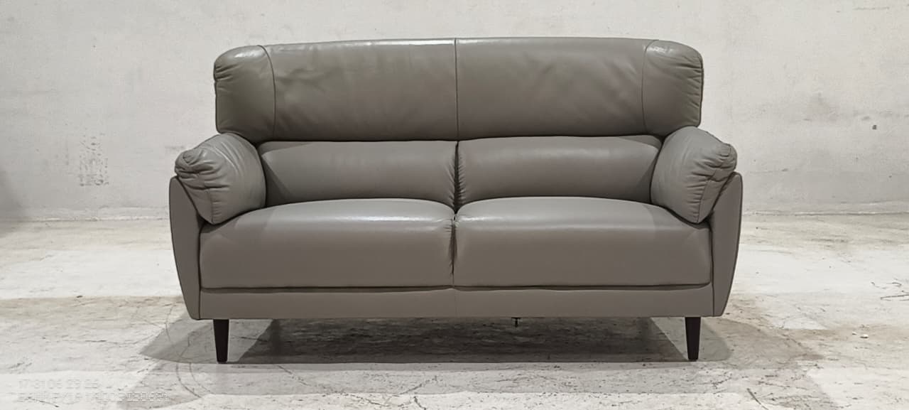 5371(1) - 2 SEATER - BLR WH