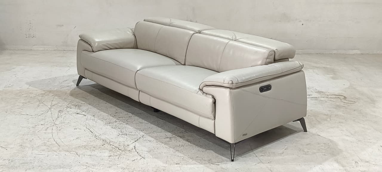 MU-A6234(1) - 2.5 SEATER - BLR WH