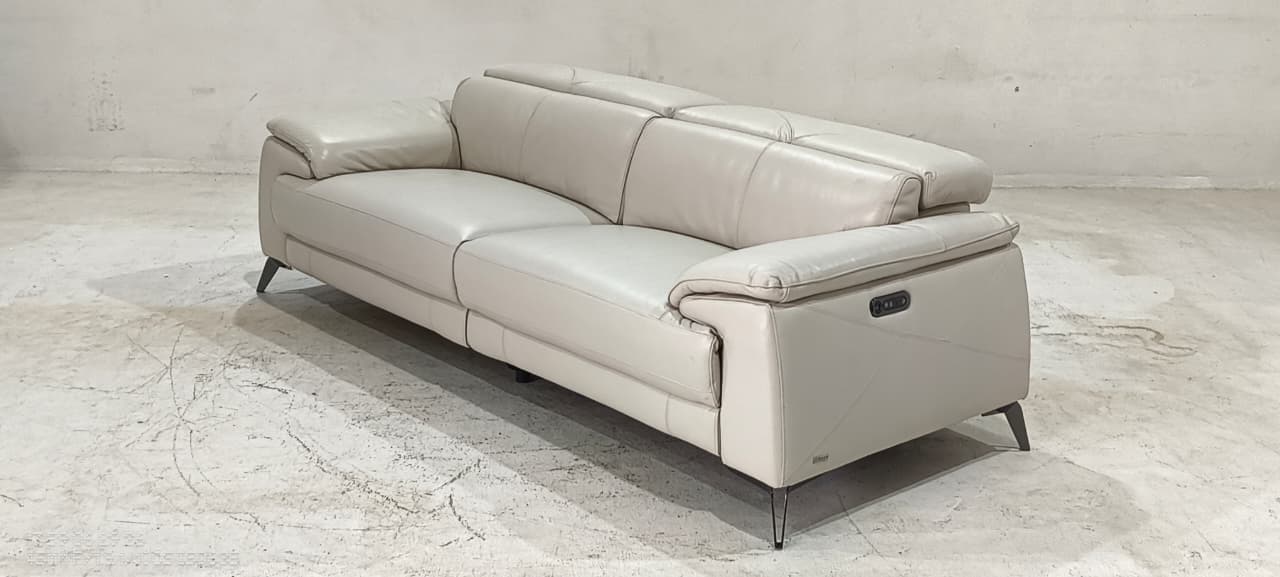 MU-A6234(1) - 2.5 SEATER - BLR WH
