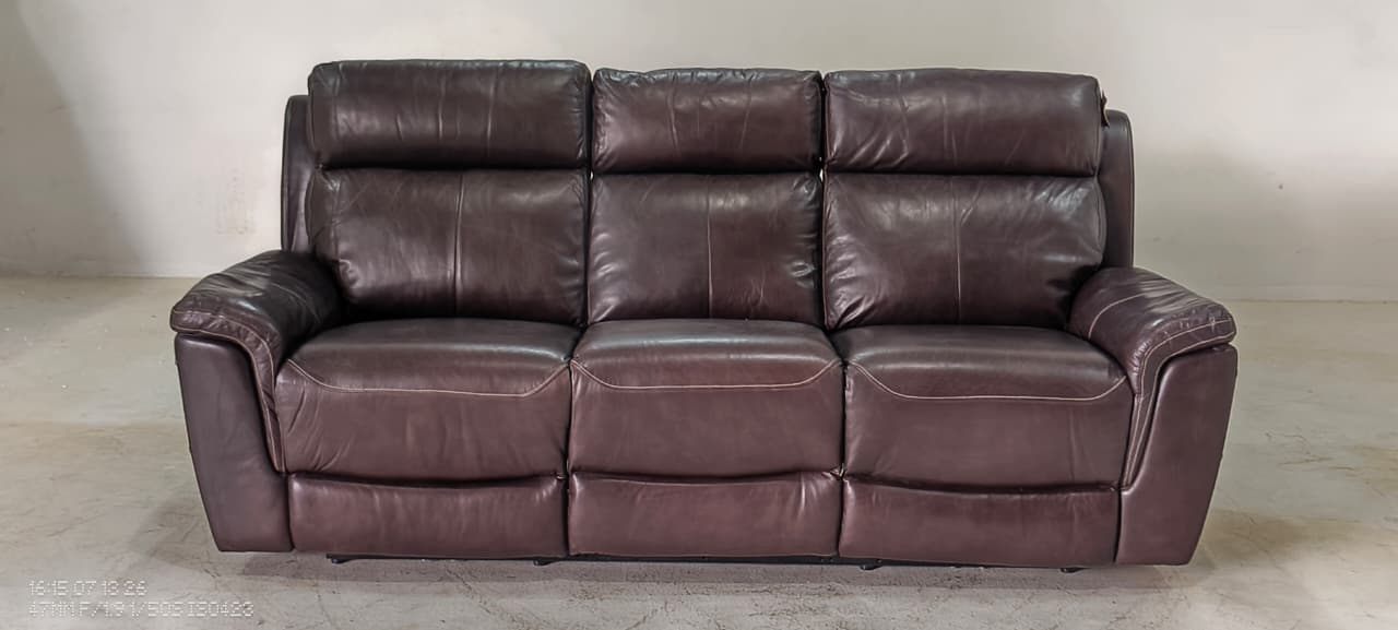 UXW3339HM(1) - 3 SEATER RECLINER(ELECTRIC) - BLR WH