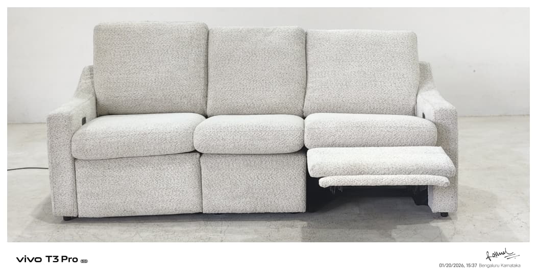 55113M - 3 SEATER RECLINER(ELECTRIC) - BLR WH