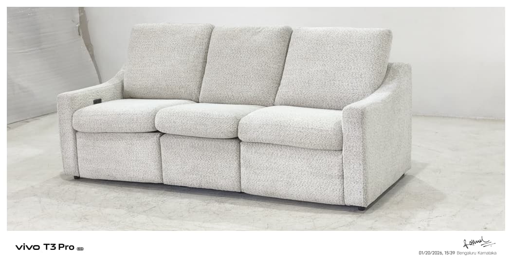 55113M - 3 SEATER RECLINER(ELECTRIC) - BLR WH