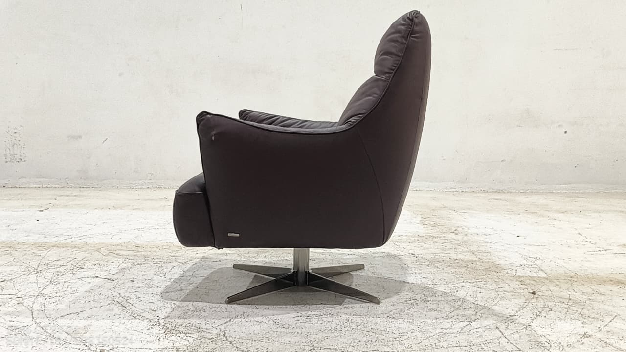C065-066-24 - SWIVEL CHAIR - BLR WH
