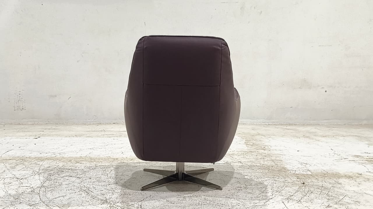 C065-066-24 - SWIVEL CHAIR - BLR WH