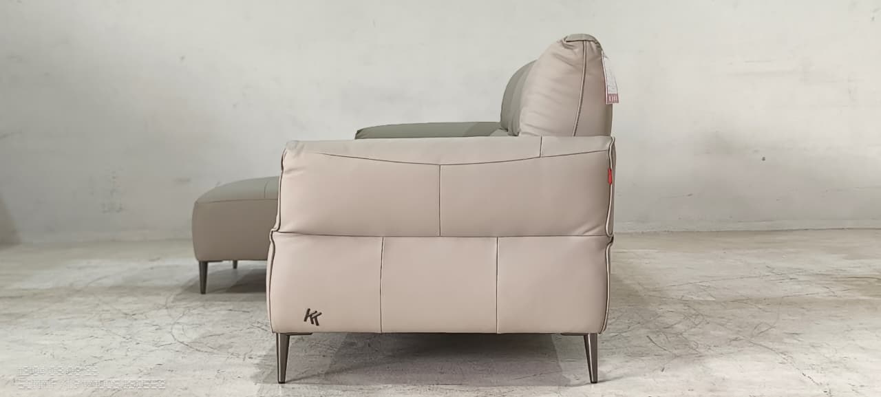9635(4) - 3 SEATER+CHAISE - BLR WH