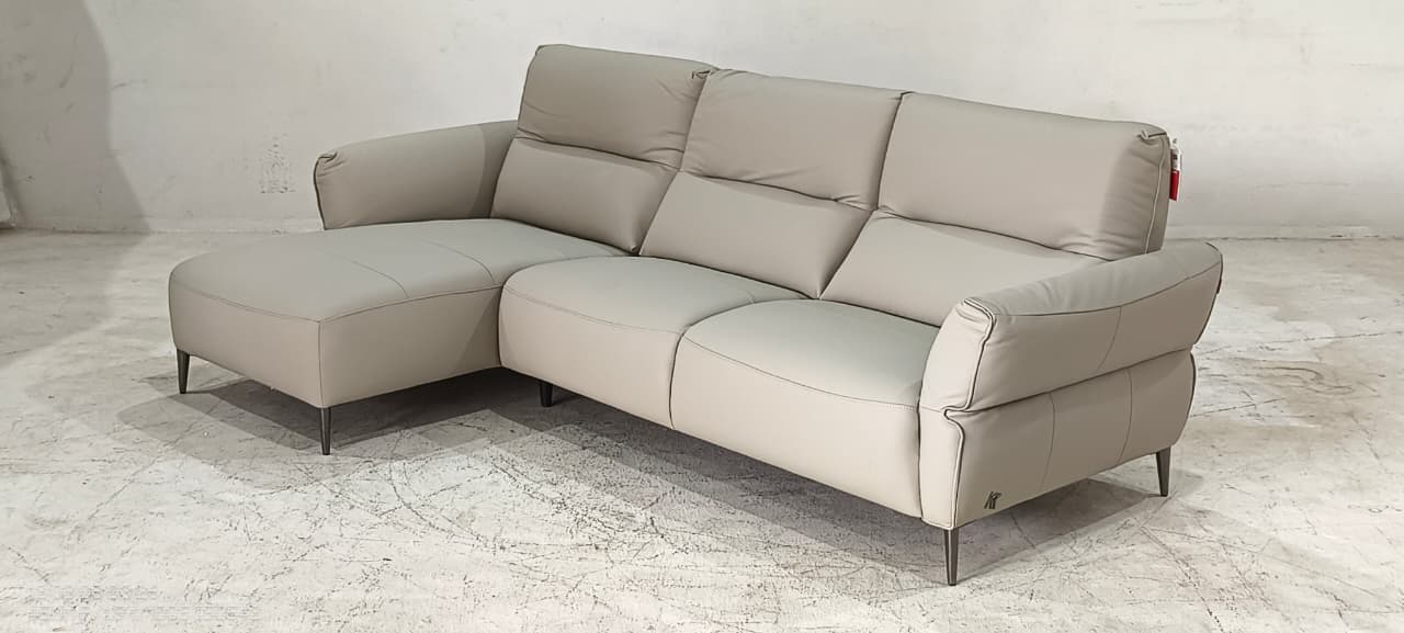 9635(4) - 3 SEATER+CHAISE - BLR WH