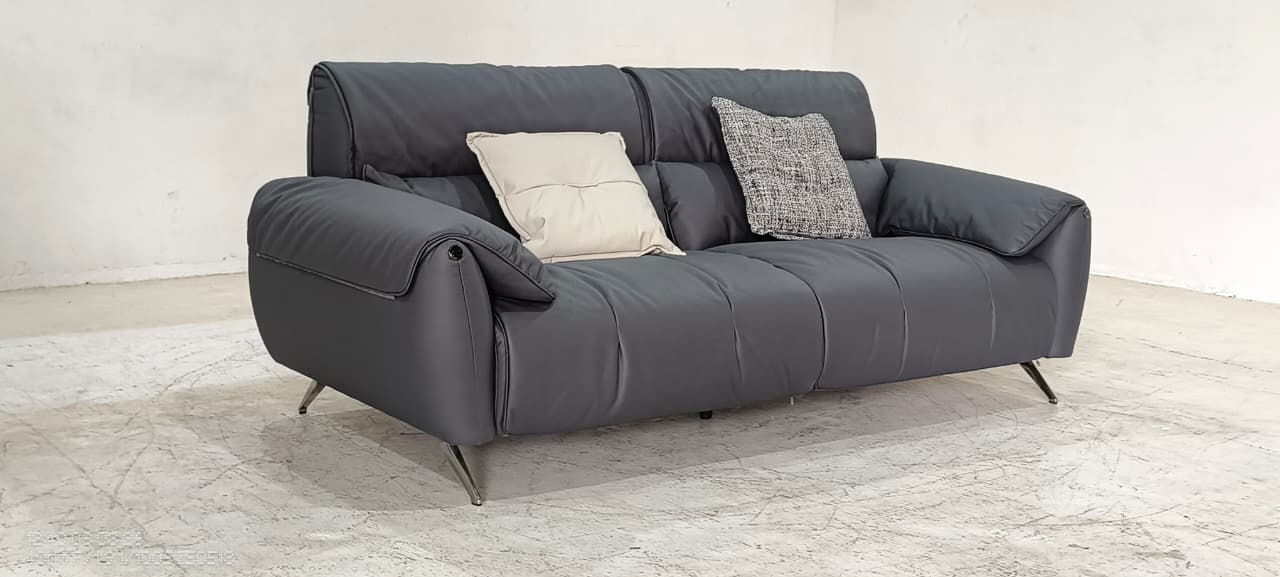 BY.760(1) - 3.5 SEATER - BLR WH
