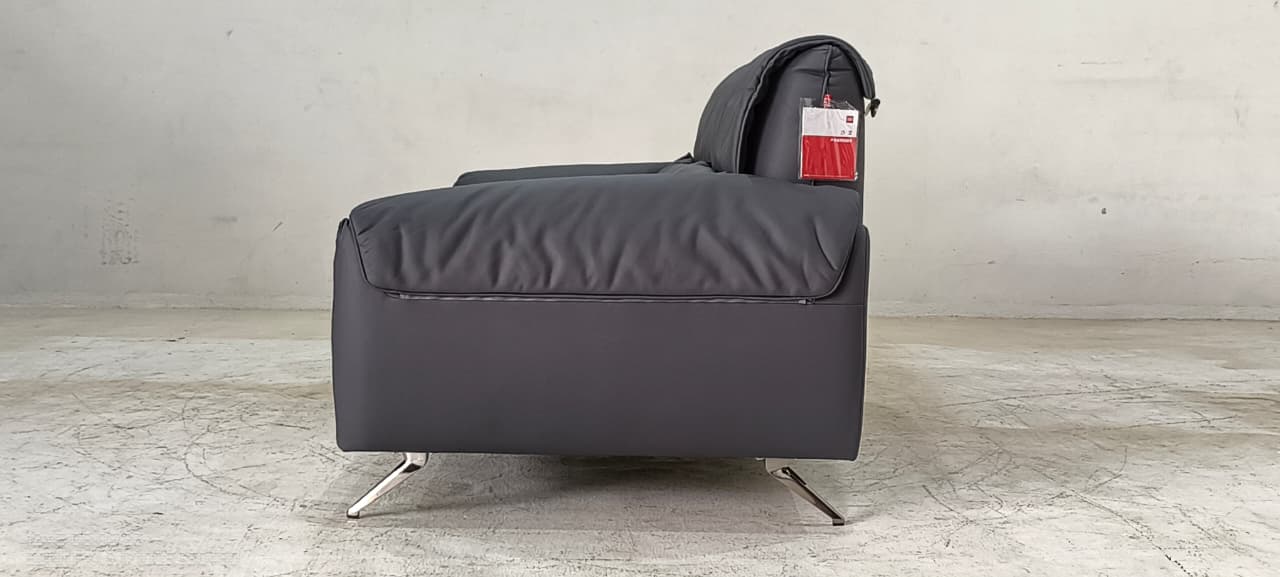 BY.760(1) - 3.5 SEATER - BLR WH