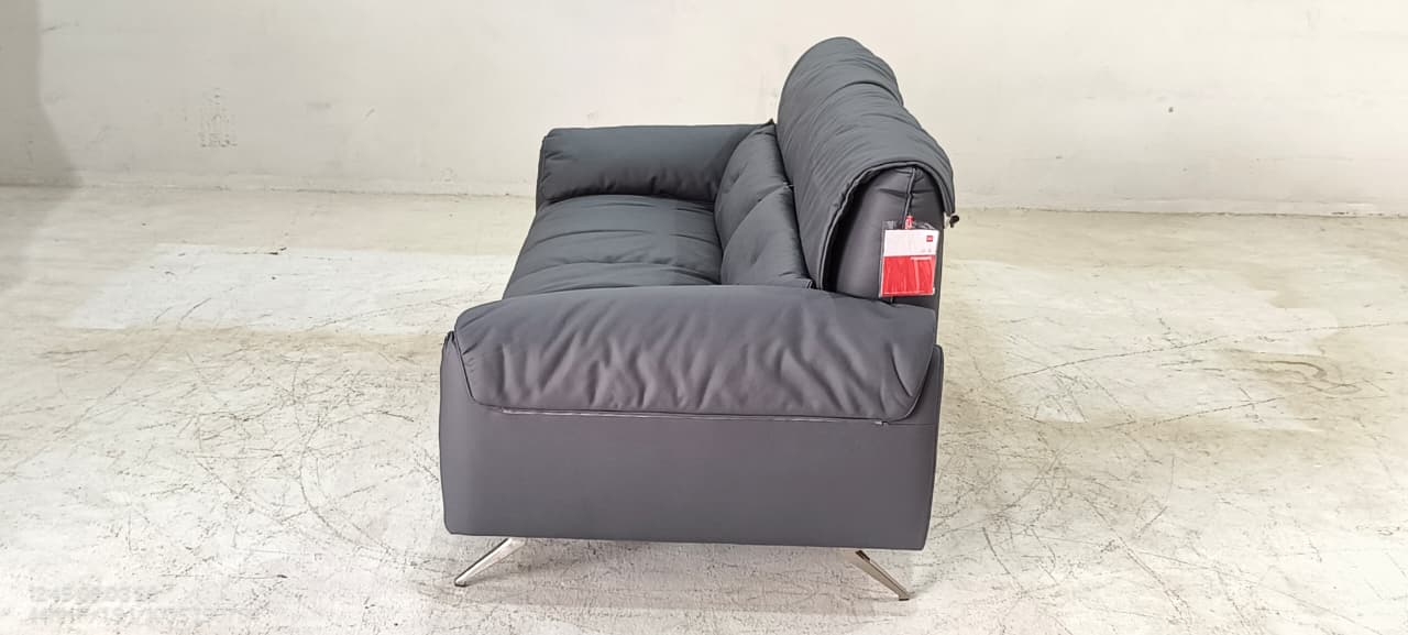 BY.760(1) - 3.5 SEATER - BLR WH