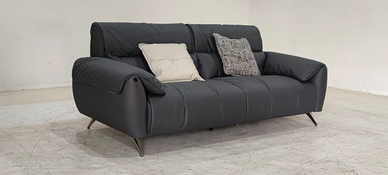 BY.760(1) - 3.5 SEATER - BLR WH