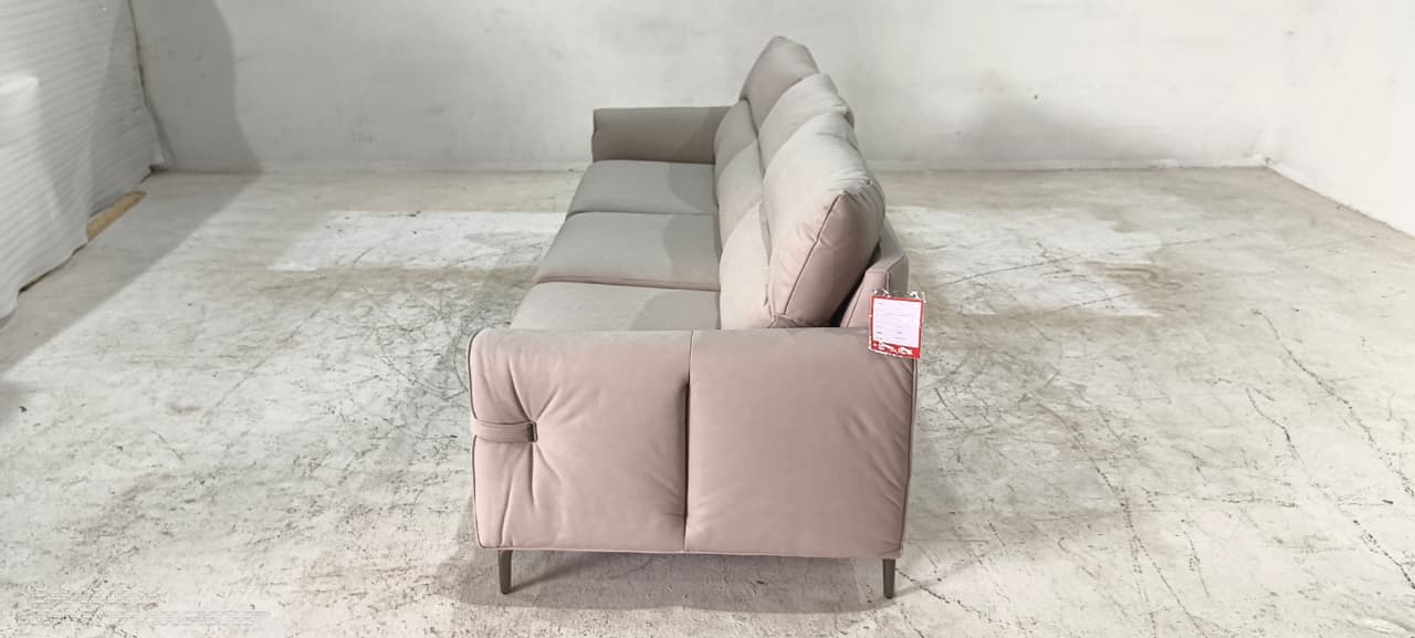 BY.751(2) - 4.5 SEATER - BLR WH