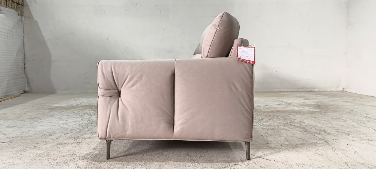 BY.751(2) - 4.5 SEATER - BLR WH