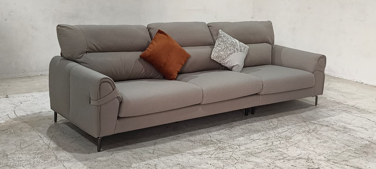 BY.751(2) - 4.5 SEATER - BLR WH
