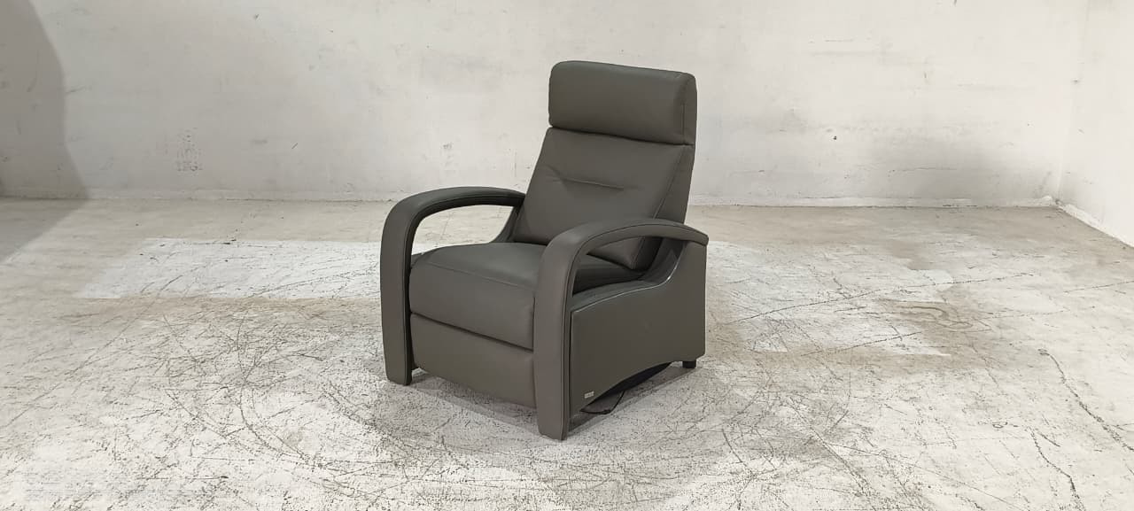 AW2312C - 1 SEATER RECLINER(ELECTRIC) - BLR WH