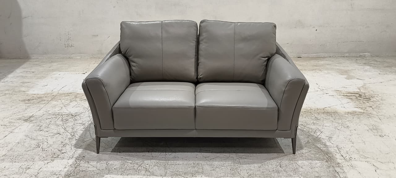 8159(2) - 2 SEATER - BLR WH