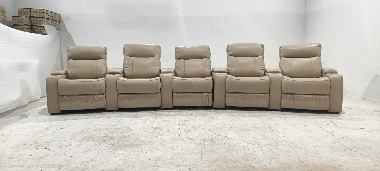UY111HM - 5 SEATER HOMETHEATRE - BLR WH