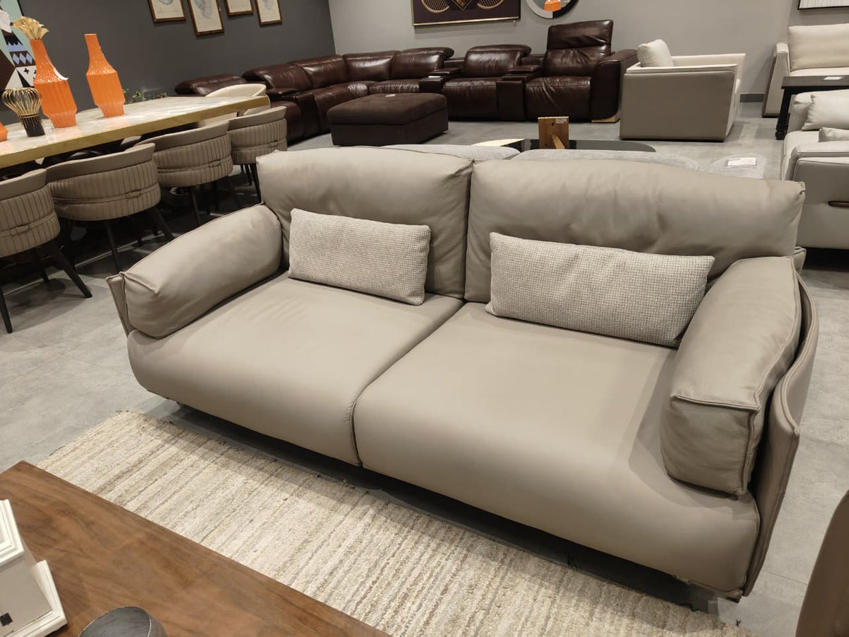 9632 - 3 SEATER - OUTLET