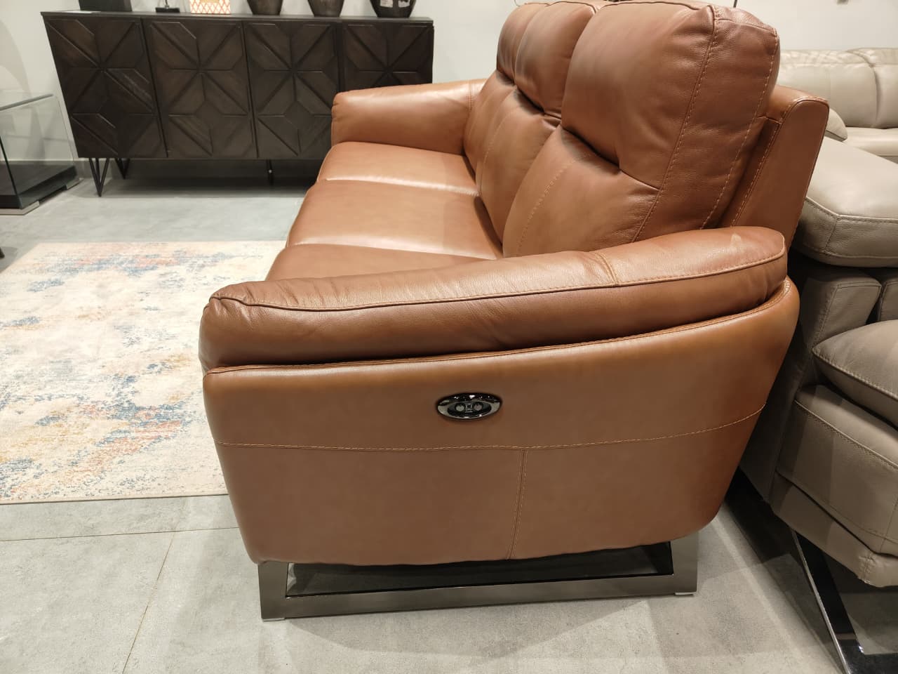 RS-12425-Y - 3 SEATER RECLINER (ELECTRIC) - OUTLET