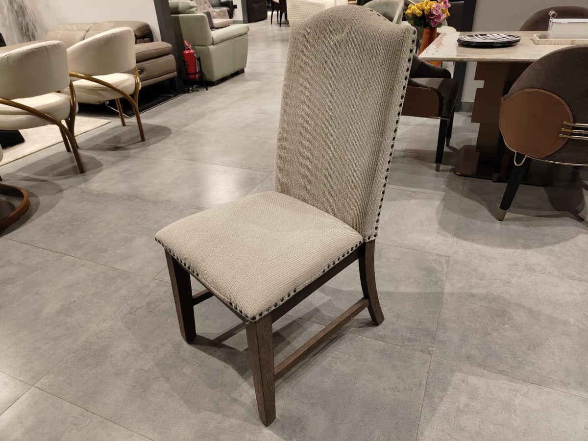 D776-01(1) - DINING CHAIR - OUTLET