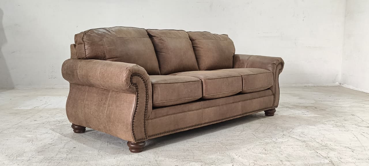 3190138 - 3 SEATER - BLR WH