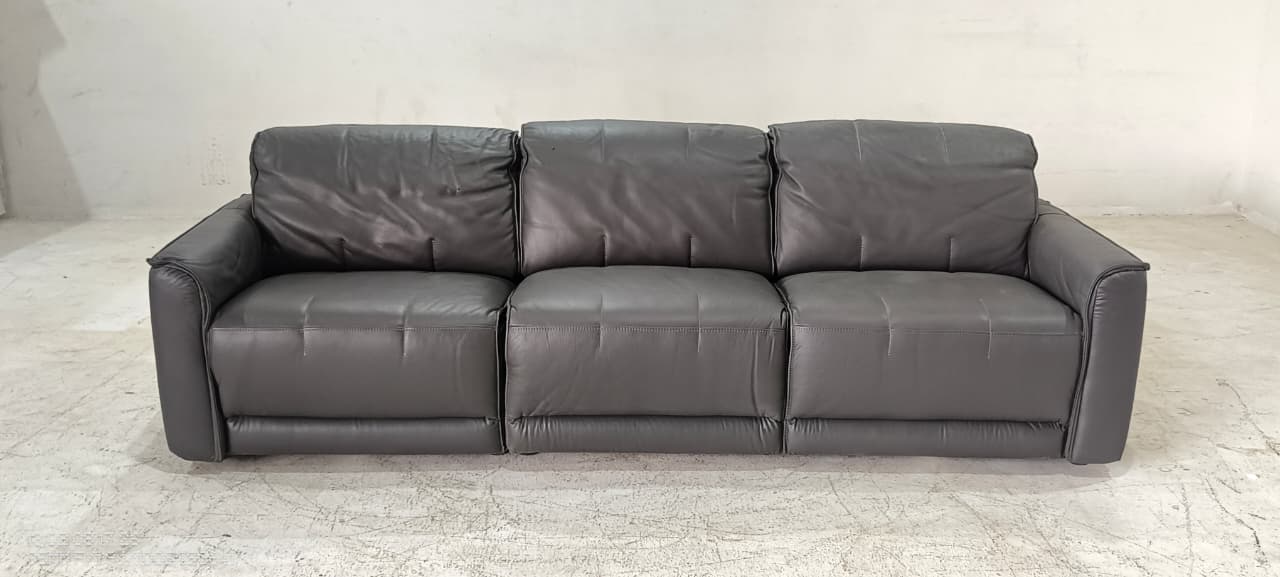 KG.8003 - 3 SEATER - BLR WH