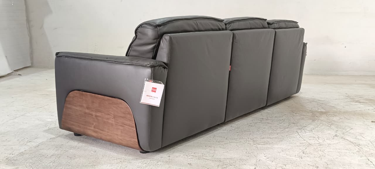 KG.8003 - 3 SEATER - BLR WH