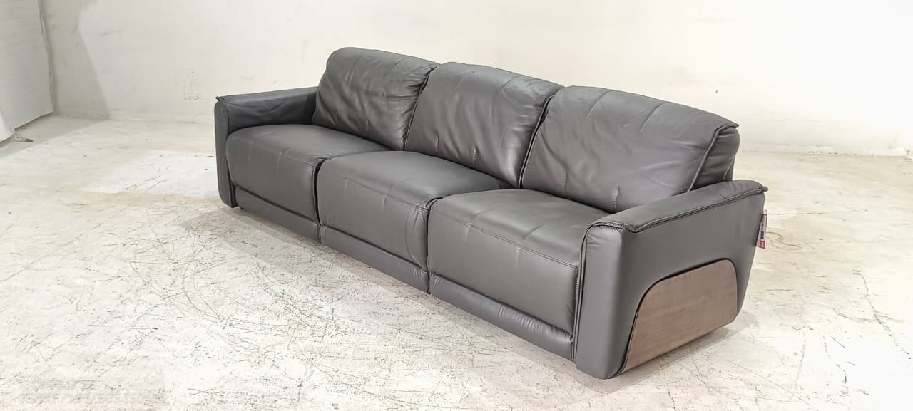 KG.8003 - 3 SEATER - BLR WH