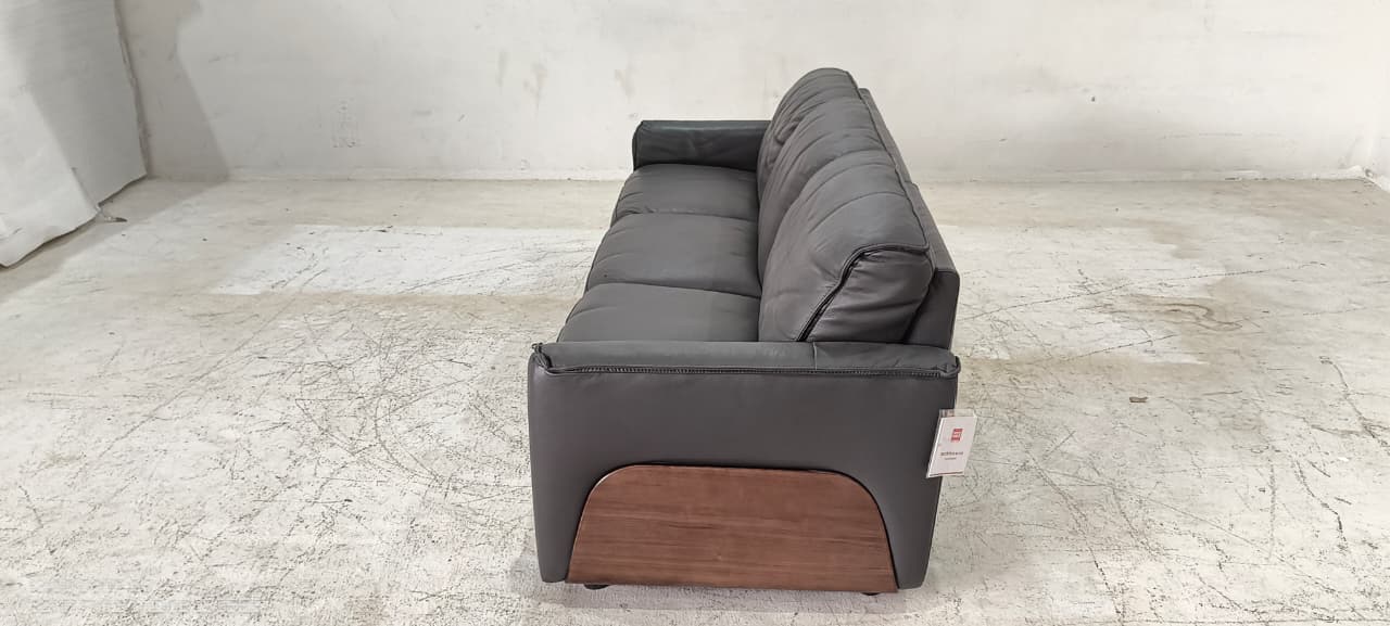 KG.8003 - 3 SEATER - BLR WH