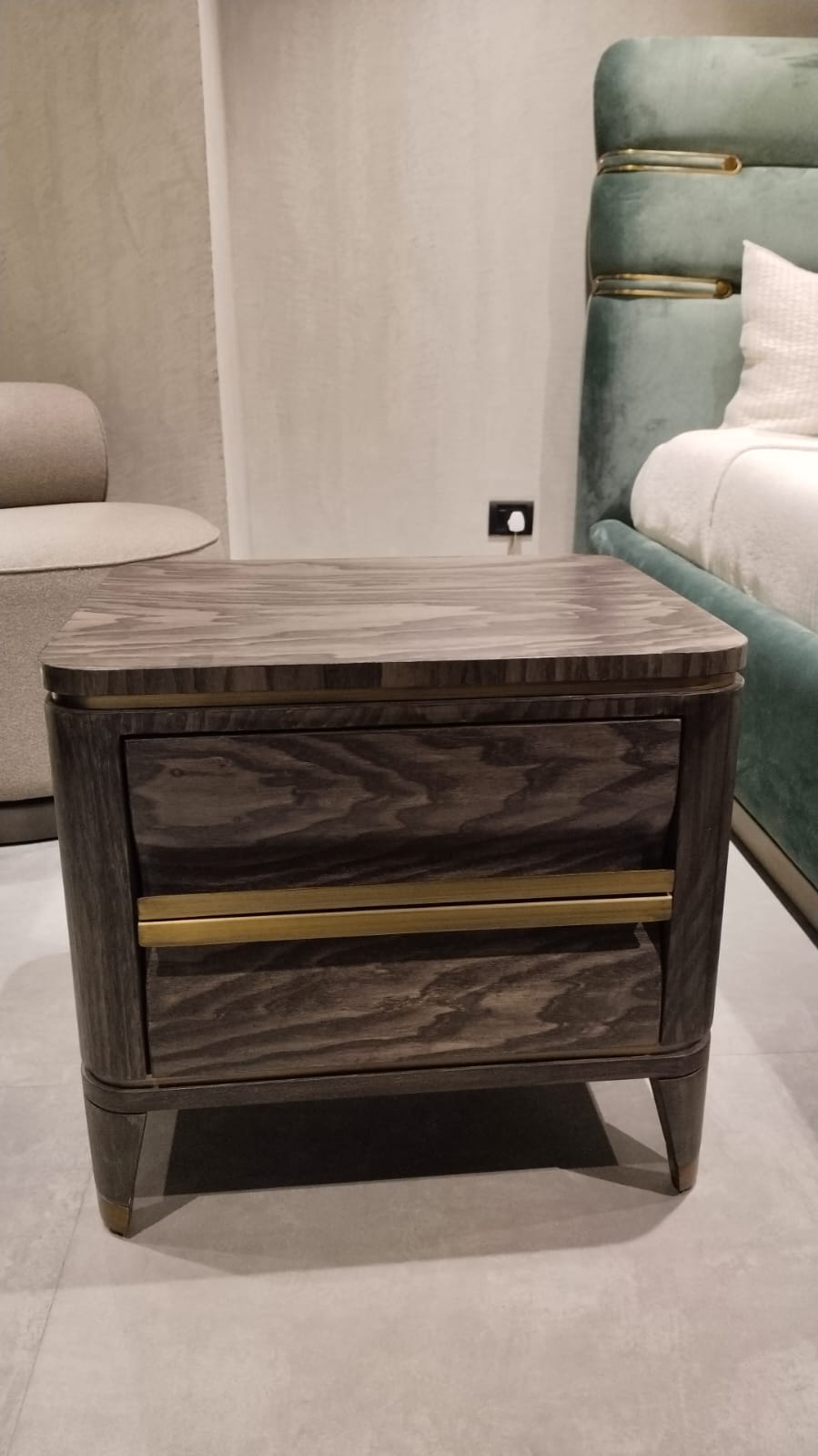 BHAVIN(2) - SIDE TABE - HYD DASH(BESPOKE)