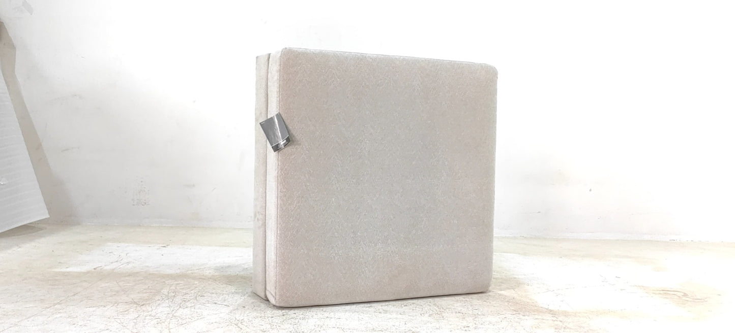 6150008 - OTTOMAN - BLR WH