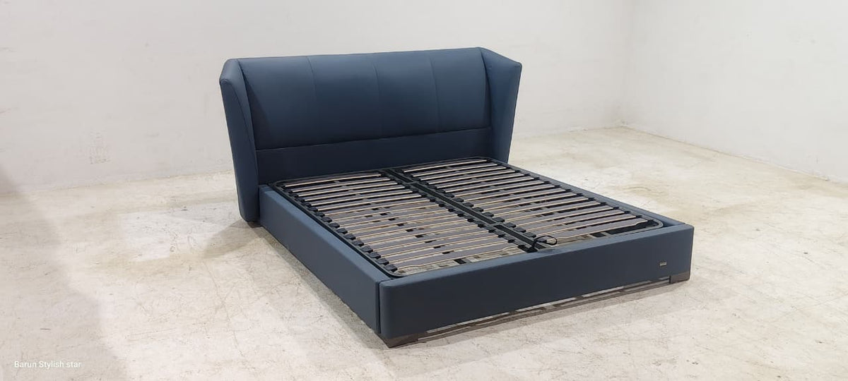 HC9039-18 - KING BED - BLR WH