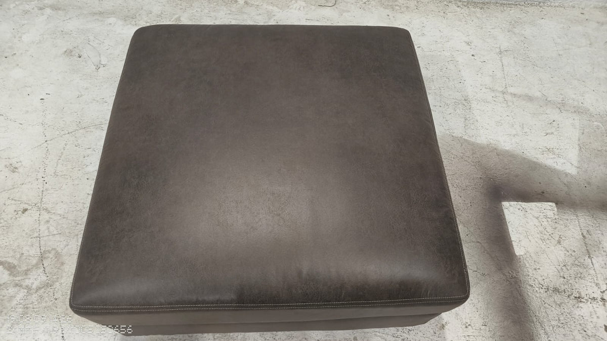 1200008 - OTTOMAN - BLR WH