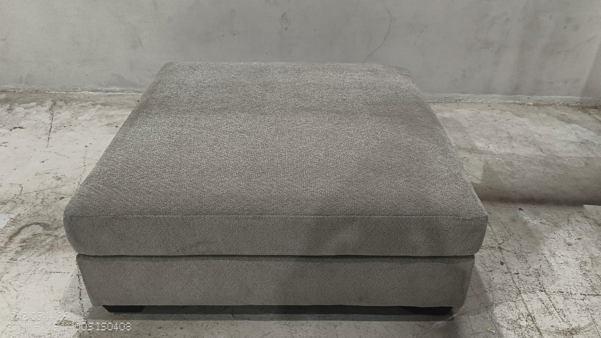6152008 - OTTOMAN - BLR WH