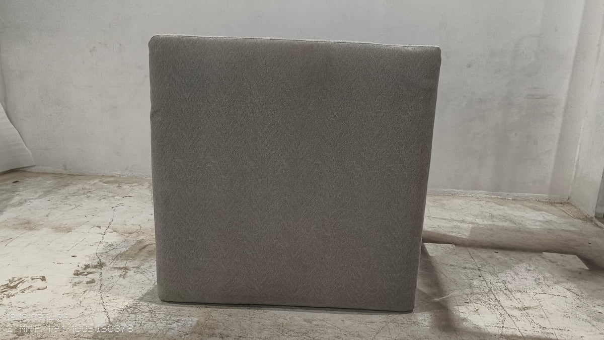 6152008 - OTTOMAN - BLR WH