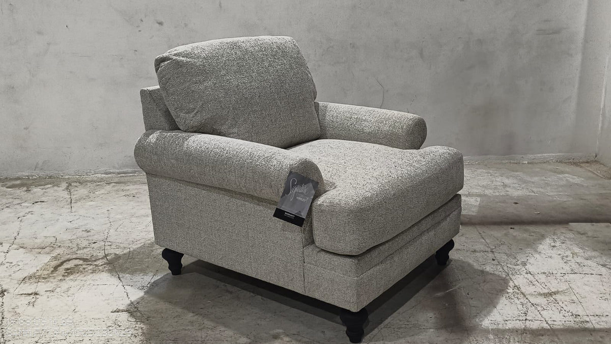 3570220(2) - 1 SEATER - BLR WH
