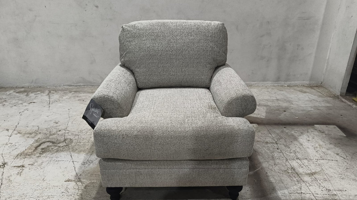 3570220(2) - 1 SEATER - BLR WH
