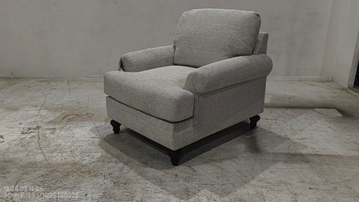 3570220(2) - 1 SEATER - BLR WH