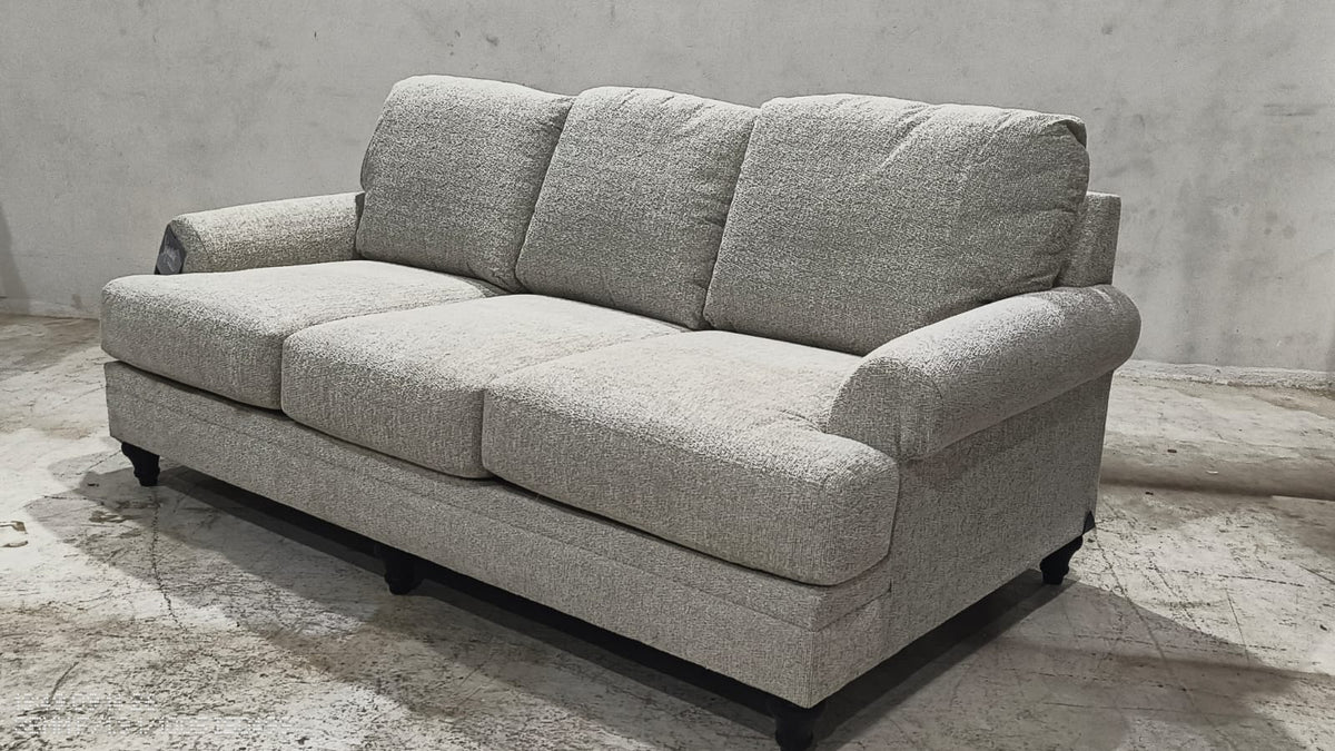 3570238 - 3 SEATER - MUM