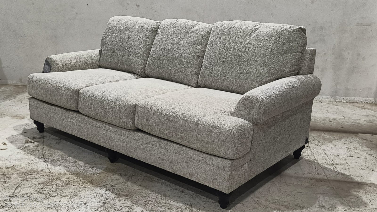 3570238 - 3 SEATER - MUM