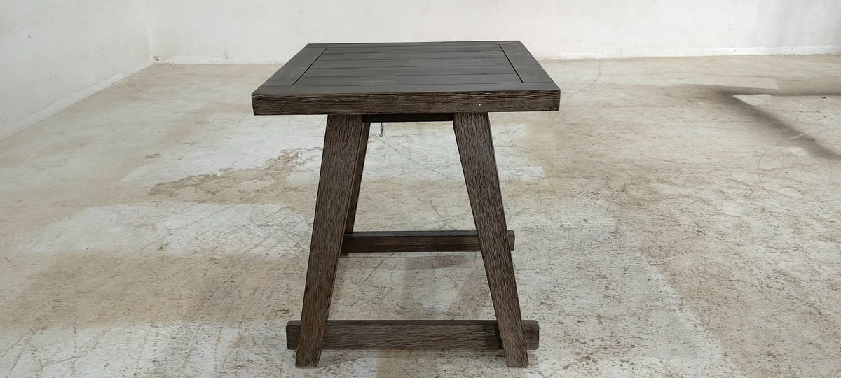 T351-13 - SIDE TABLE -  BLR WH