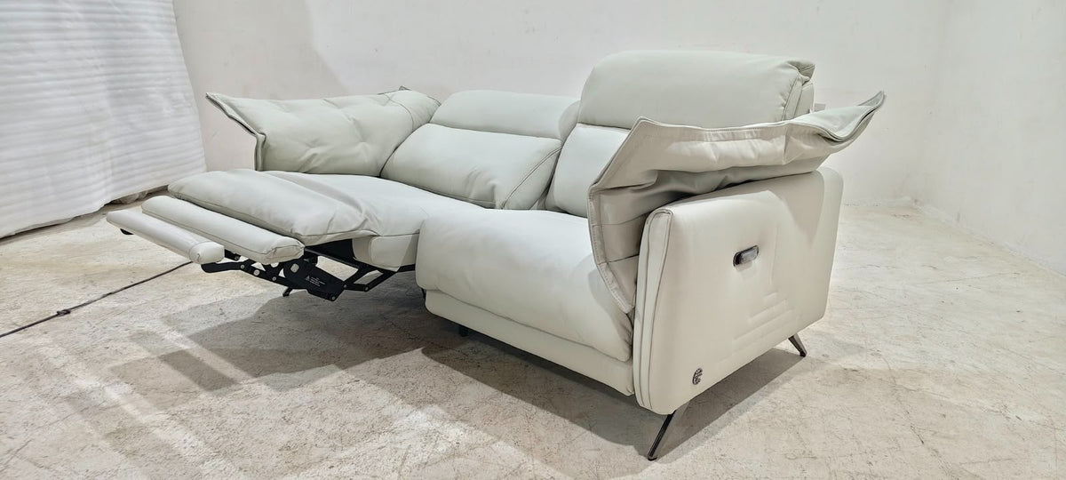 KG.200(4) - 3 SEATER RECLINER(ELECTRIC) - BLR WH