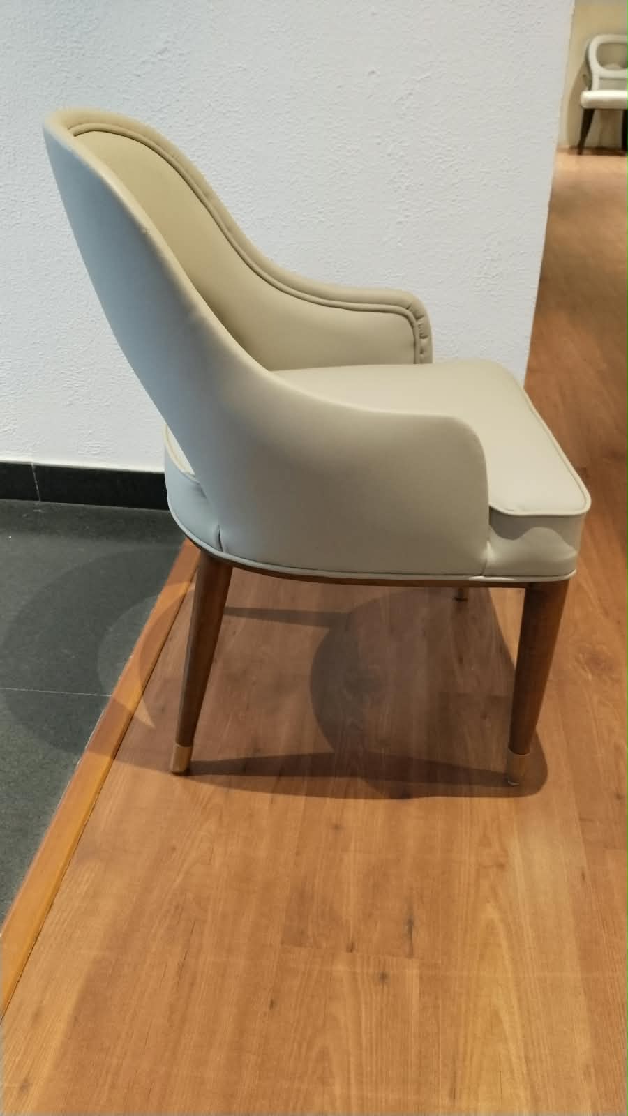 836(4) - DINING CHAIR - HYD DASH(BESPOKE)