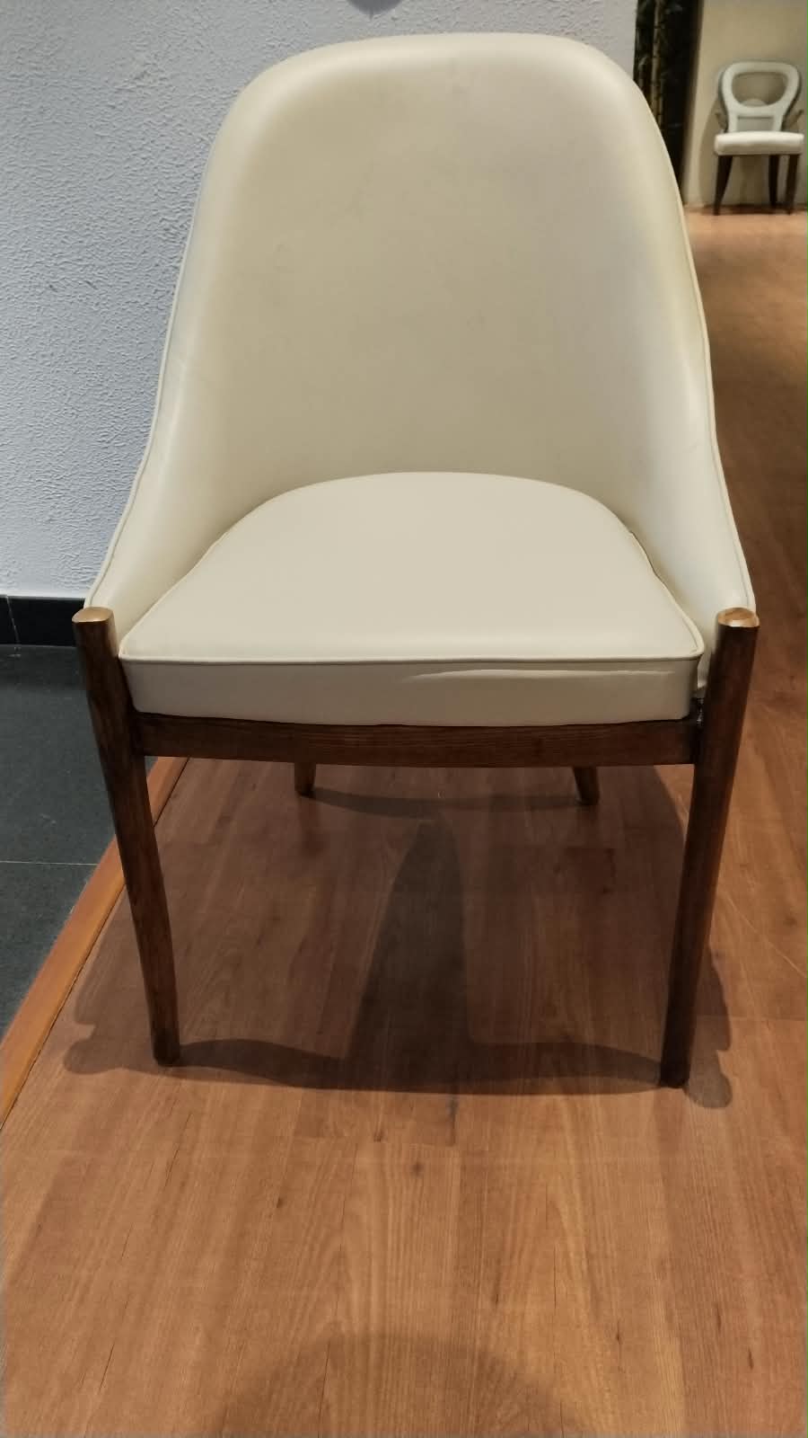 CS-01(2) - DINING CHAIR - HYD DASH(BESPOKE)