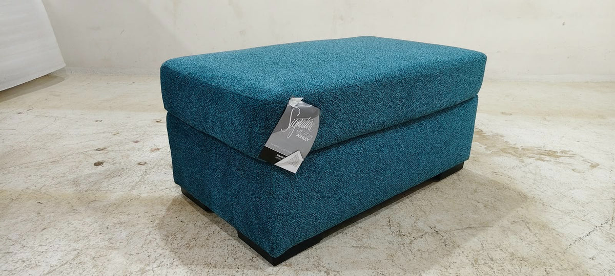 6750714(2) - OTTOMAN - BLR WH