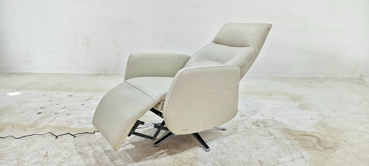 EA2490K-Y1015(3) - 1 SEATER - RECLINER(ELECTRIC) - BLR WH
