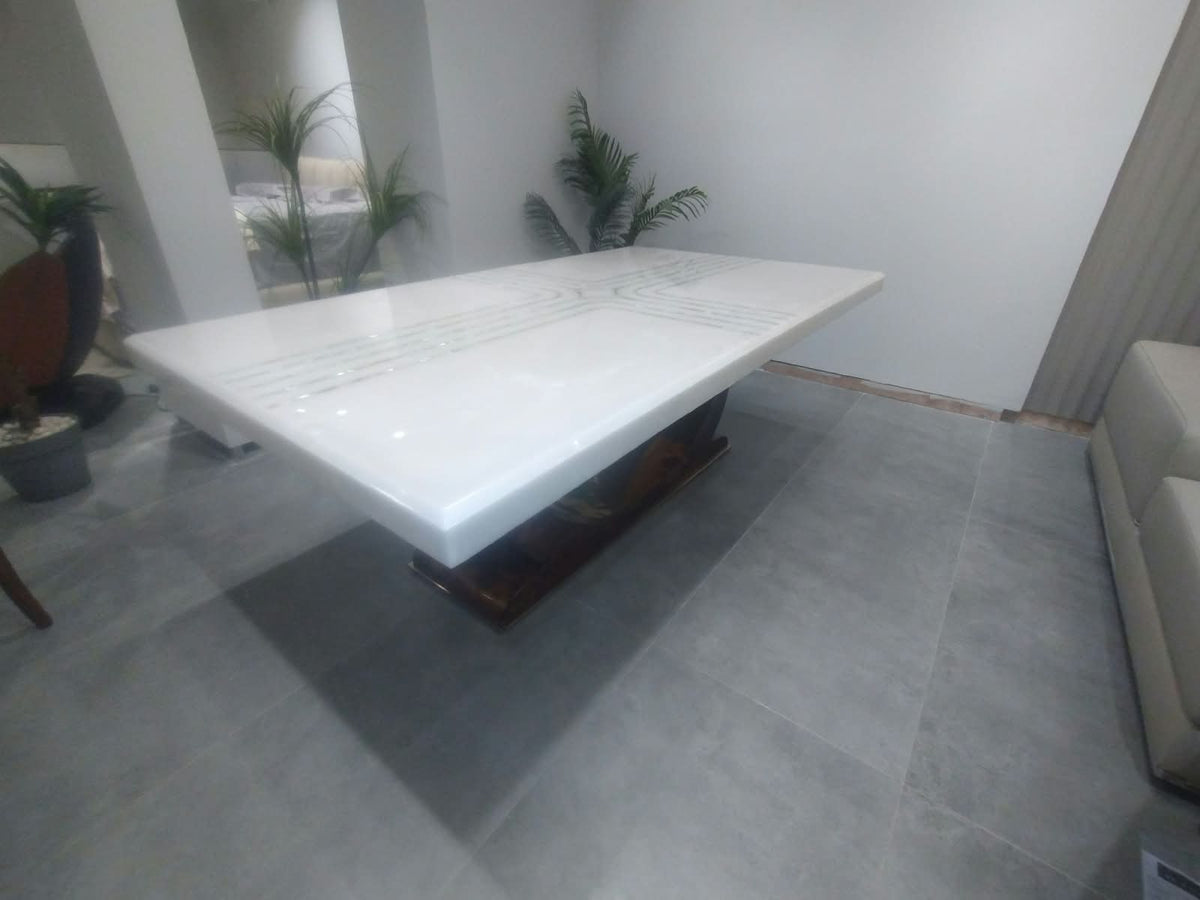 CRESCENT - DINING TABLE - STJ