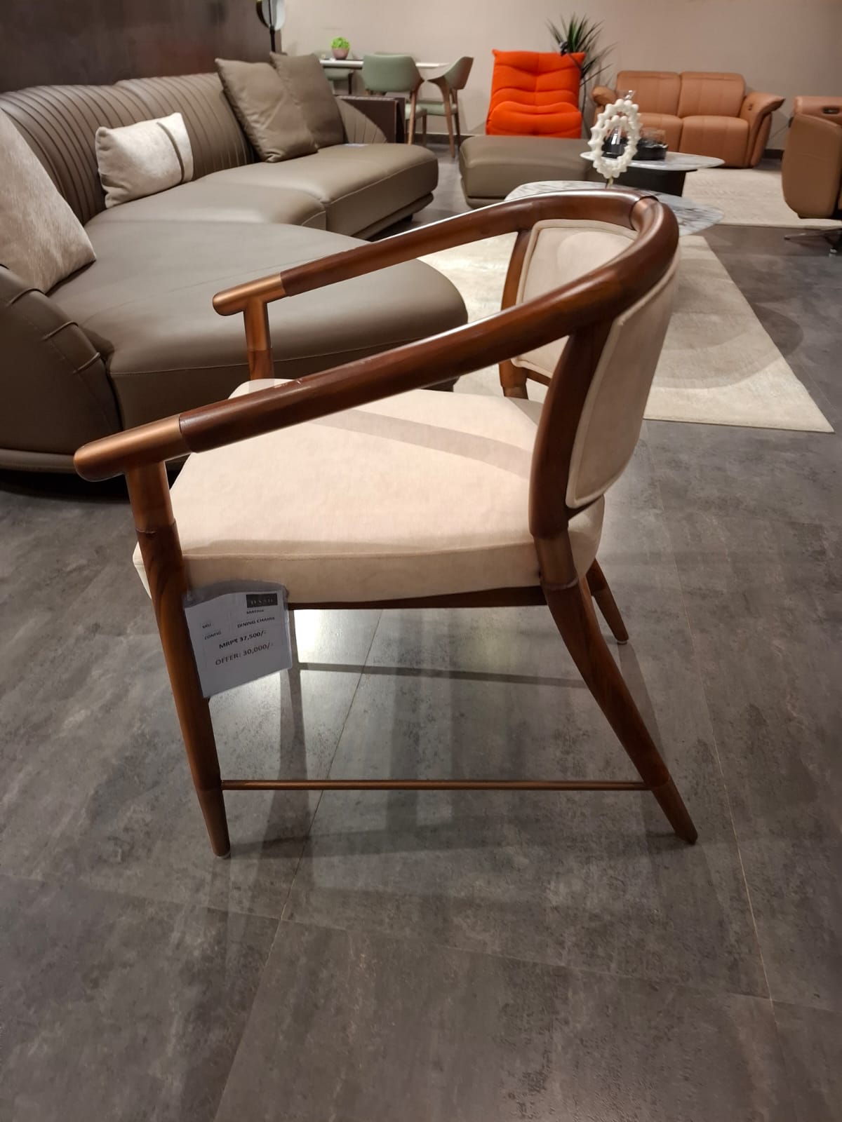 MATRIX(6) - DINING CHAIR - BWDD