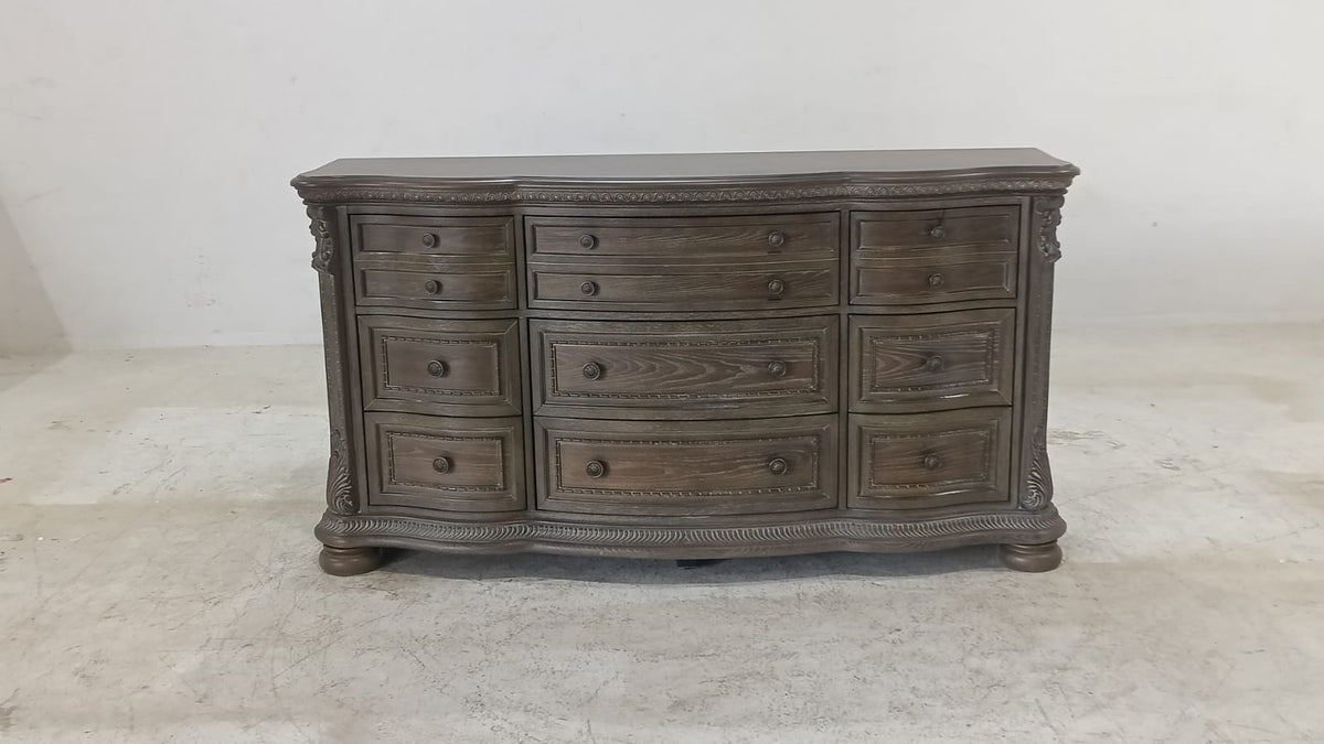 B803-31 - DRESSER - BLR WH