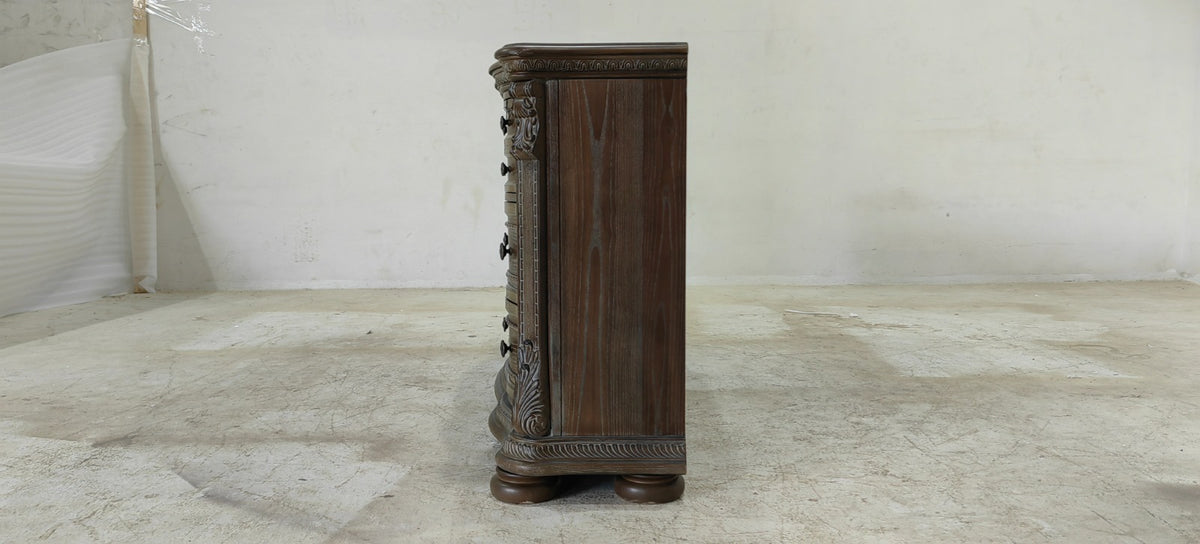 B803-31 - DRESSER - BLR WH