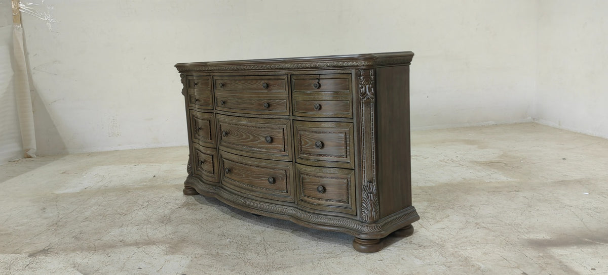 B803-31 - DRESSER - BLR WH